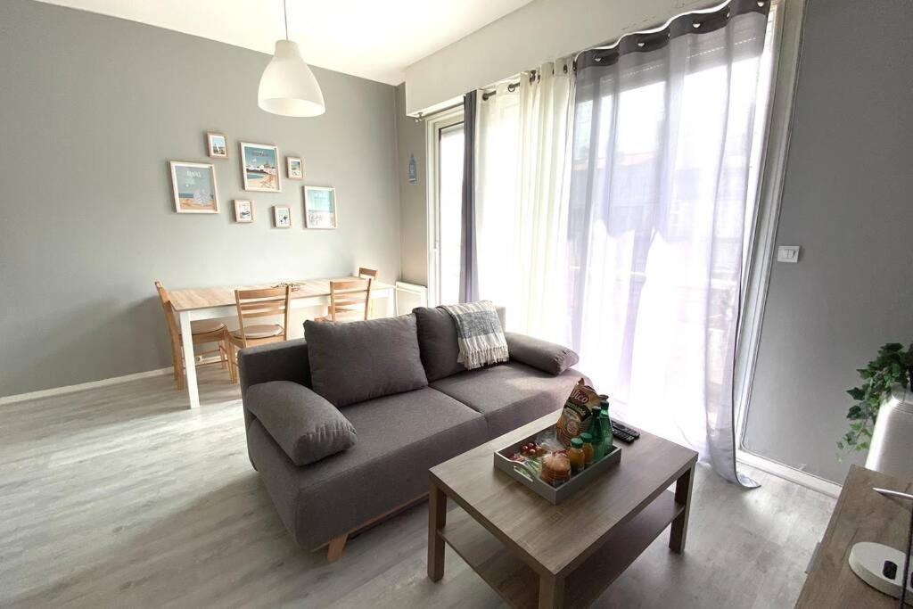 Royan 2P - Centre - 300M Plage Apartamento Exterior foto